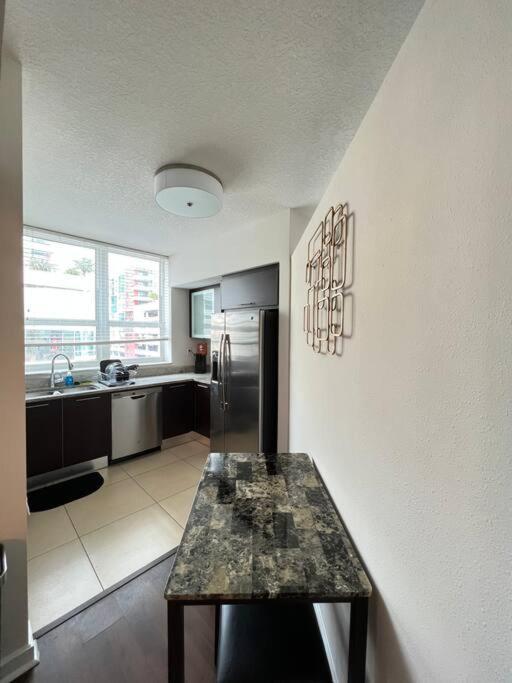Luxury Apt 3 Mins To Dt Tampa -Pool-Gym-Balcony Extérieur photo