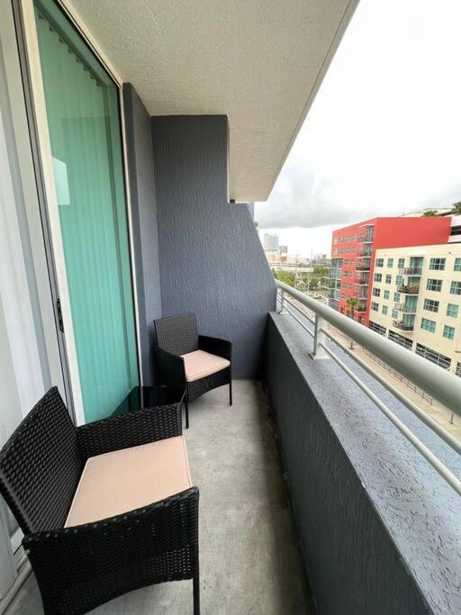 Luxury Apt 3 Mins To Dt Tampa -Pool-Gym-Balcony Extérieur photo