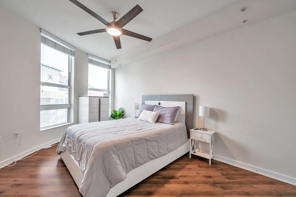 Luxury Apt 3 Mins To Dt Tampa -Pool-Gym-Balcony Extérieur photo